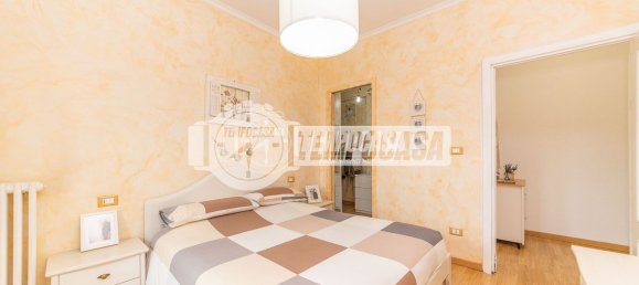 4 bedrooms Apartment in Rome, Italy No. 321186 6