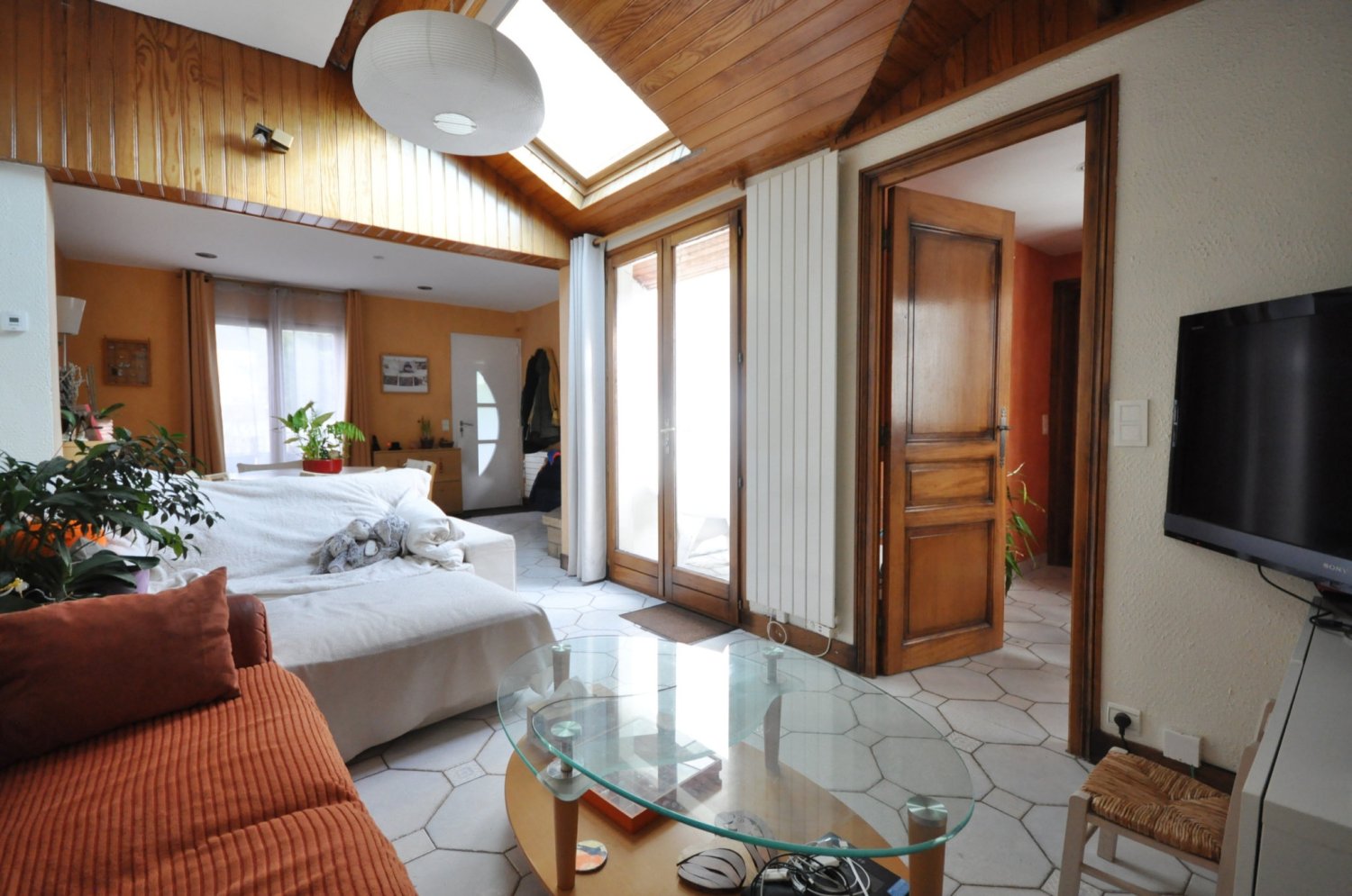 3 bedrooms House in Nanterre, France No. 187082