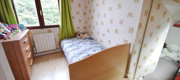 3 bedrooms House in Nanterre, France No. 187082 6