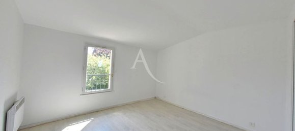 3 Schlafzimmer Haus in Evreux, France, Nr. 353651 7