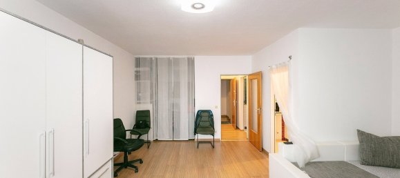 Estúdio em Neu-Ulm, Germany N.º 310908 9