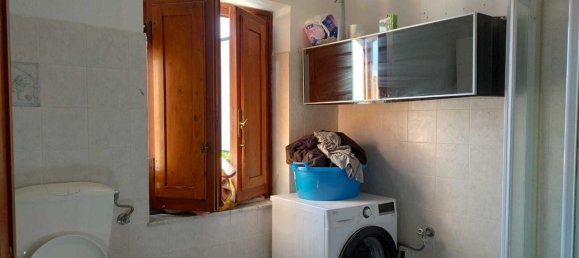 5 rooms House in Lucca, Italy No. 14727 22