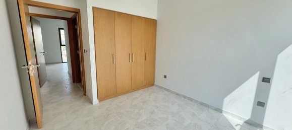 Villa T3 em Dubai Land, UAE N.º 109523 11