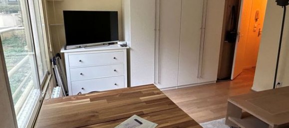 1 bedroom Apartment in Paris, France No. 309916 4