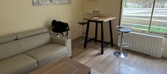 1 bedroom Apartment in Paris, France No. 309916 3