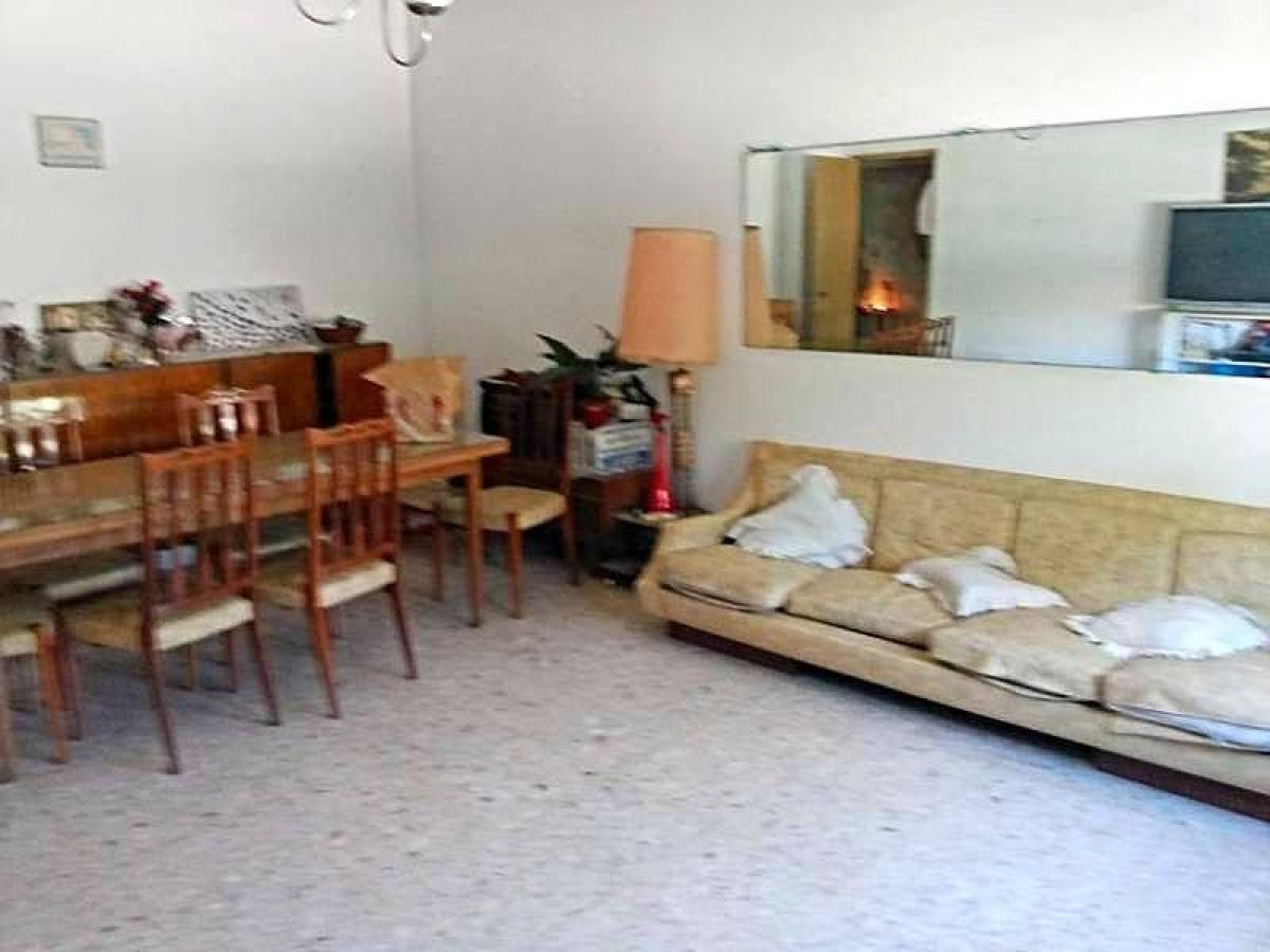 3 bedrooms House in Bermudez, Argentina No. 21697