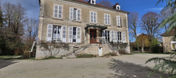 9 bedrooms Castles in Chaource, France No. 75174 8