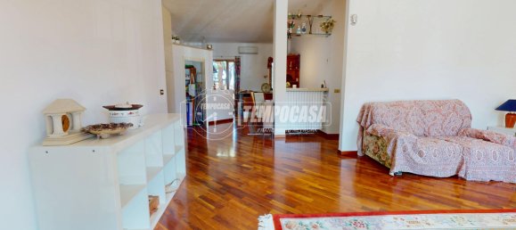 Apartamento de 3 divisões em Bari, Italy N.º 303542 4