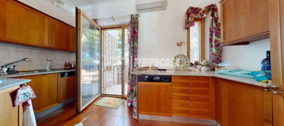 Apartamento de 3 divisões em Bari, Italy N.º 303542 21