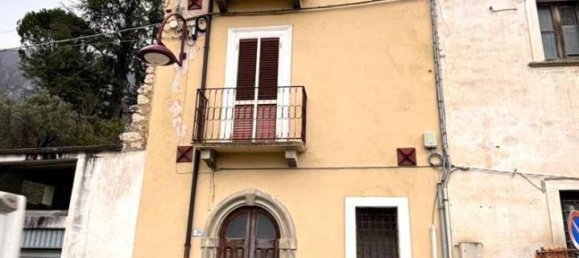 5 rooms House in Anversa degli Abruzzi, Italy No. 136606 17