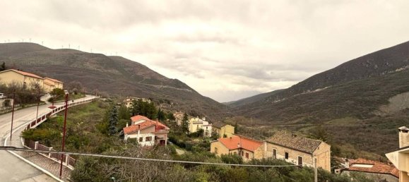 5 rooms House in Anversa degli Abruzzi, Italy No. 136606 7