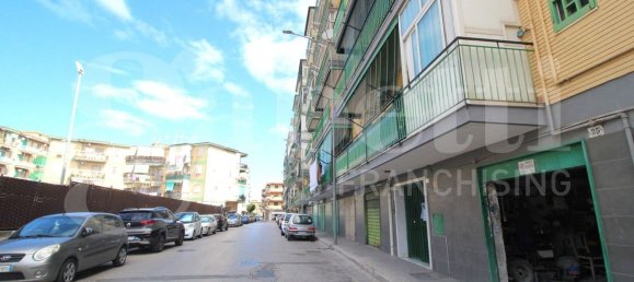 42m² Garage in Arzano, Italy No. 263297 10