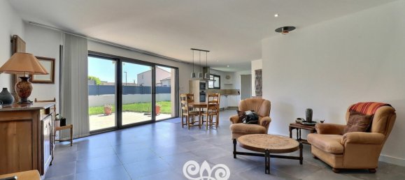 3 Schlafzimmer Haus in Loire-Atlantique, France, Nr. 299962 3