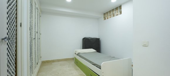 6 bedrooms Villa in Marbella, Spain No. 134852 29