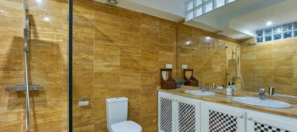 6 bedrooms Villa in Marbella, Spain No. 134852 26