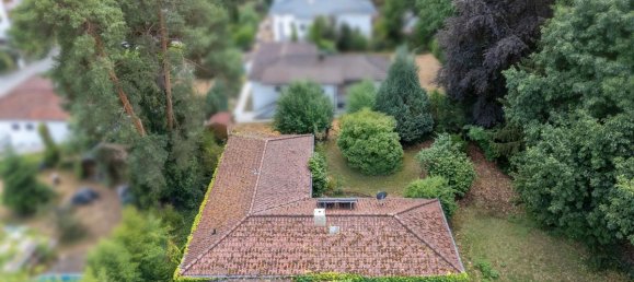 Бунгало с 7 комнатами в Эрланген, Германия № 220397 3