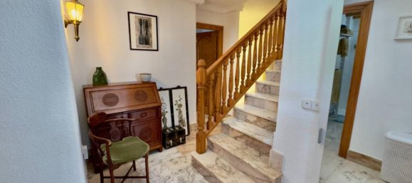 5 bedrooms Villa in Guardamar del Segura, Spain No. 13732 16