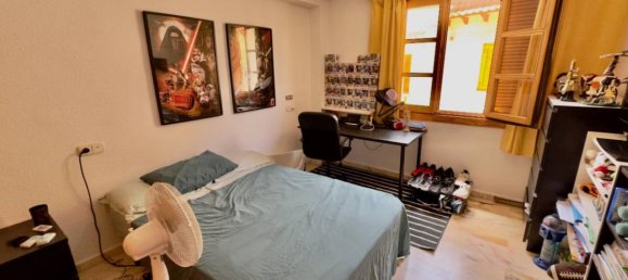 5 bedrooms Villa in Guardamar del Segura, Spain No. 13732 8