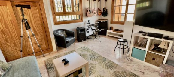 5 bedrooms Villa in Guardamar del Segura, Spain No. 13732 17