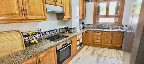 5 bedrooms Villa in Guardamar del Segura, Spain No. 13732 29