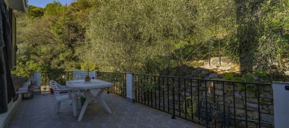 16-Zimmer Villa in Camporosso, Italy, Nr. 230201 11