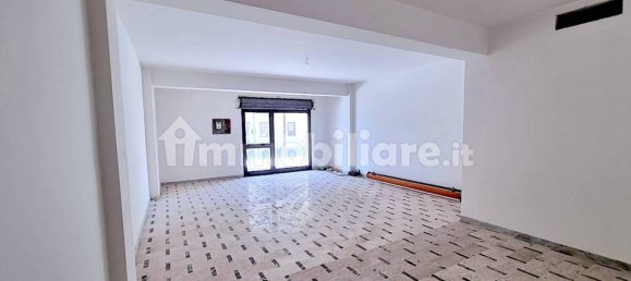 1 room Commercial property in Fuscaldo, Italy No. 161650 3