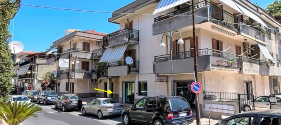 1 room Commercial property in Fuscaldo, Italy No. 161650 14