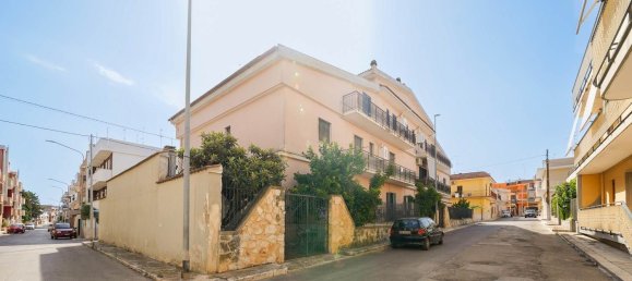 5 bedrooms Apartment in Palo del Colle, Italy No. 376712 28