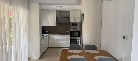 3 bedrooms House in Cadiz, Spain No. 143989 8