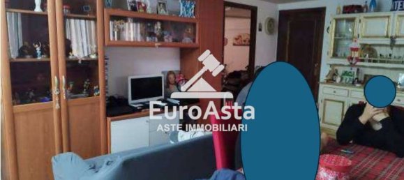 83m² Office in Palermo, Italy No. 76886 16