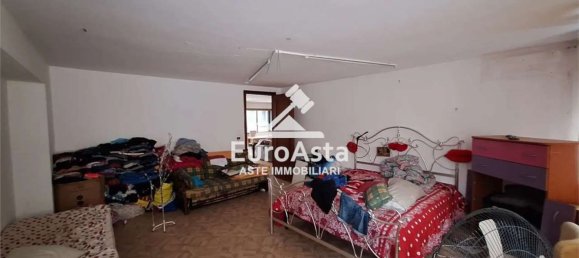 83m² Office in Palermo, Italy No. 76886 29