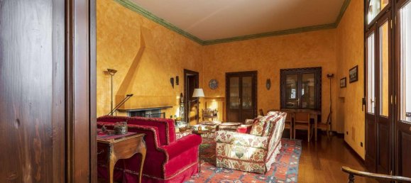 7 rooms Apartment in Alta Valle Intelvi, Italy No. 11627 10