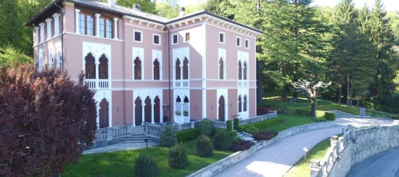 7 rooms Apartment in Alta Valle Intelvi, Italy No. 11627 2