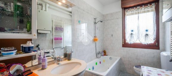 2 bedrooms Apartment in Castello d'Argile, Italy No. 332610 18