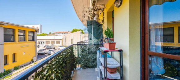 2 bedrooms Apartment in Castello d'Argile, Italy No. 332610 11