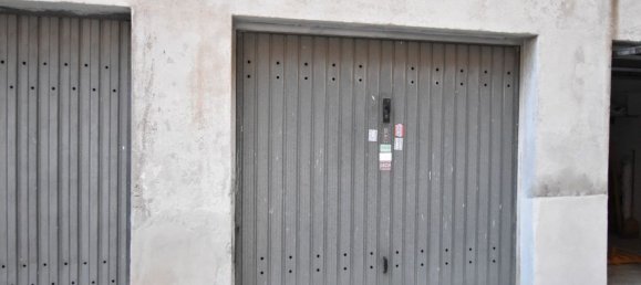  مرآب في Rome, Italy 15متر مربع رقم 355163 3