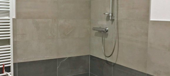 Квартира с 2 комнатами в Эрфурт, Германия № 332358 10