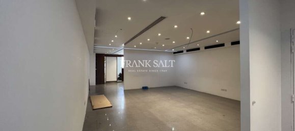 119m² Office in Iklin, Malta No. 12401 7