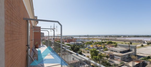 4 bedrooms Penthouse in Margherita di Savoia, Italy No. 366008 2