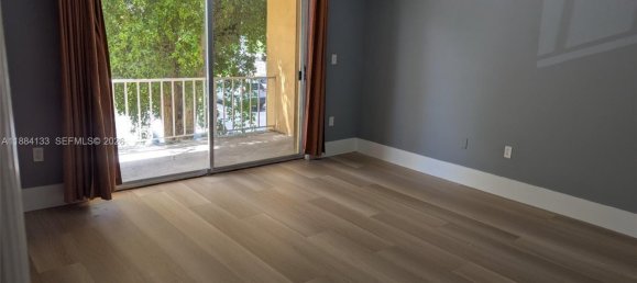 Propriedade comercial T3 em Miami, EUA N.º 615101 2
