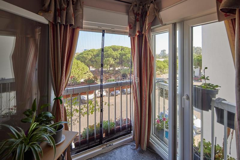 4 غرف نوم شقة في Barriada Rio San Pedro, Spain رقم 168793