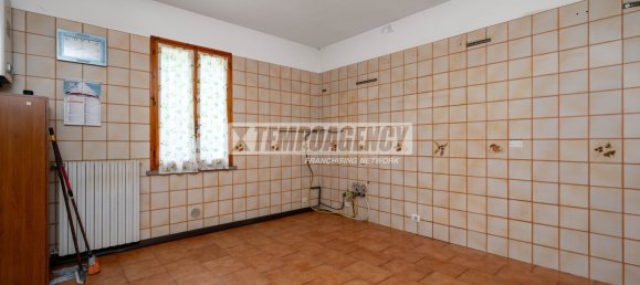 4-Zimmer Wohnung in Sassuolo, Italy, Nr. 276788 16