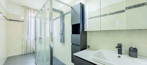 5 bedrooms Apartment in Cuneo, Italy No. 349129 17