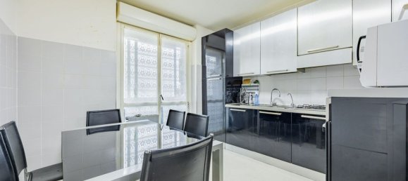 5 bedrooms Apartment in Cuneo, Italy No. 349129 5