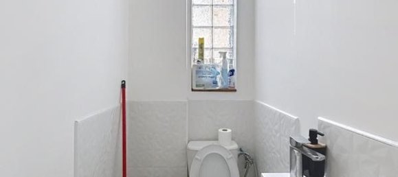 2 bedrooms House in Saint-Fargeau-Ponthierry, France No. 118616 7