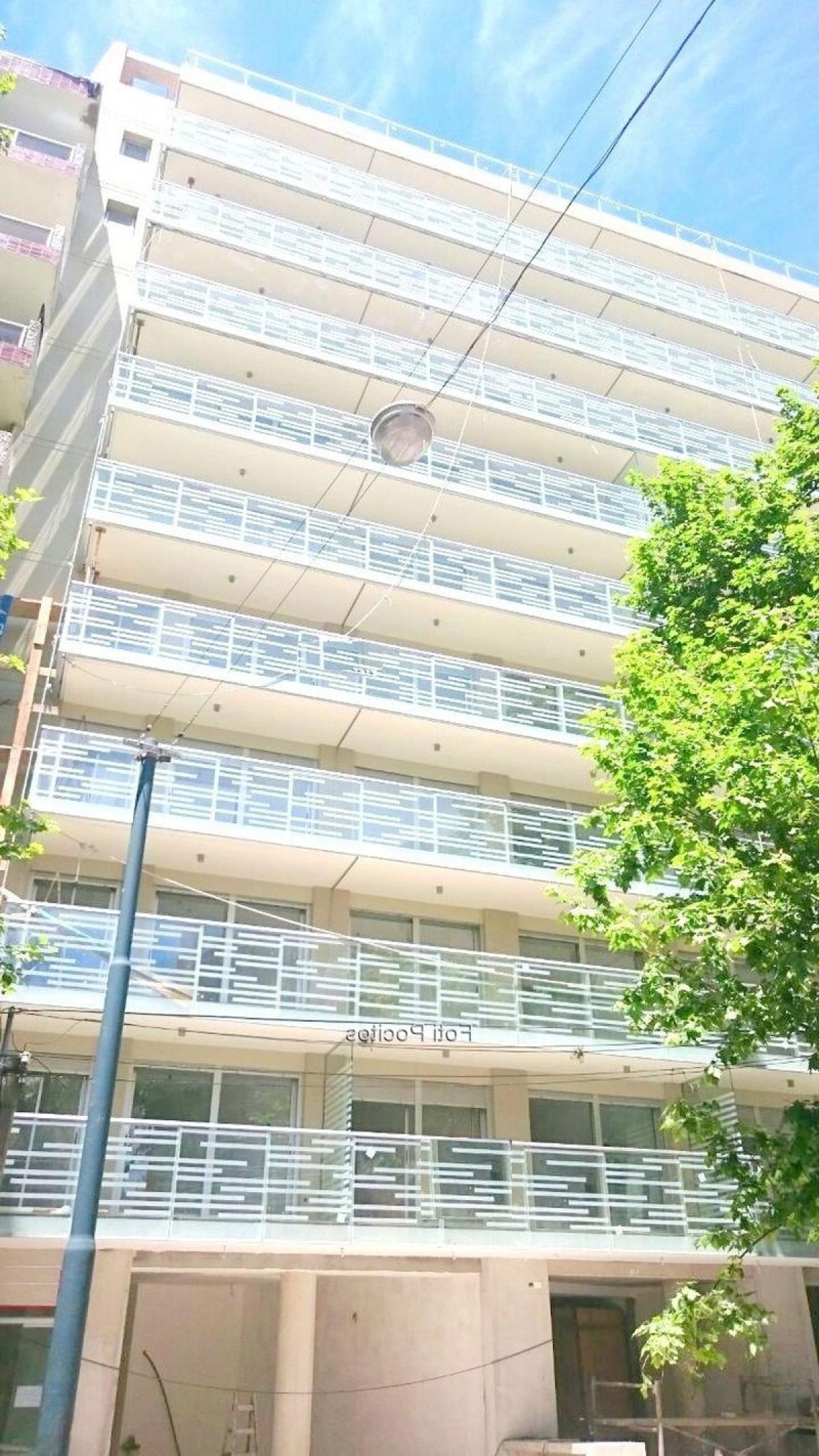 Apartamento de 3 dormitorios en Montevideo, Uruguay No. 7370