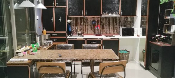 2 bedrooms Condo in Bangkok, Thailand No. 2482 4