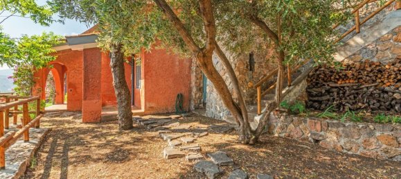 Дом с 5 спальнями в Монте Арджентарио, Италия № 271936 8