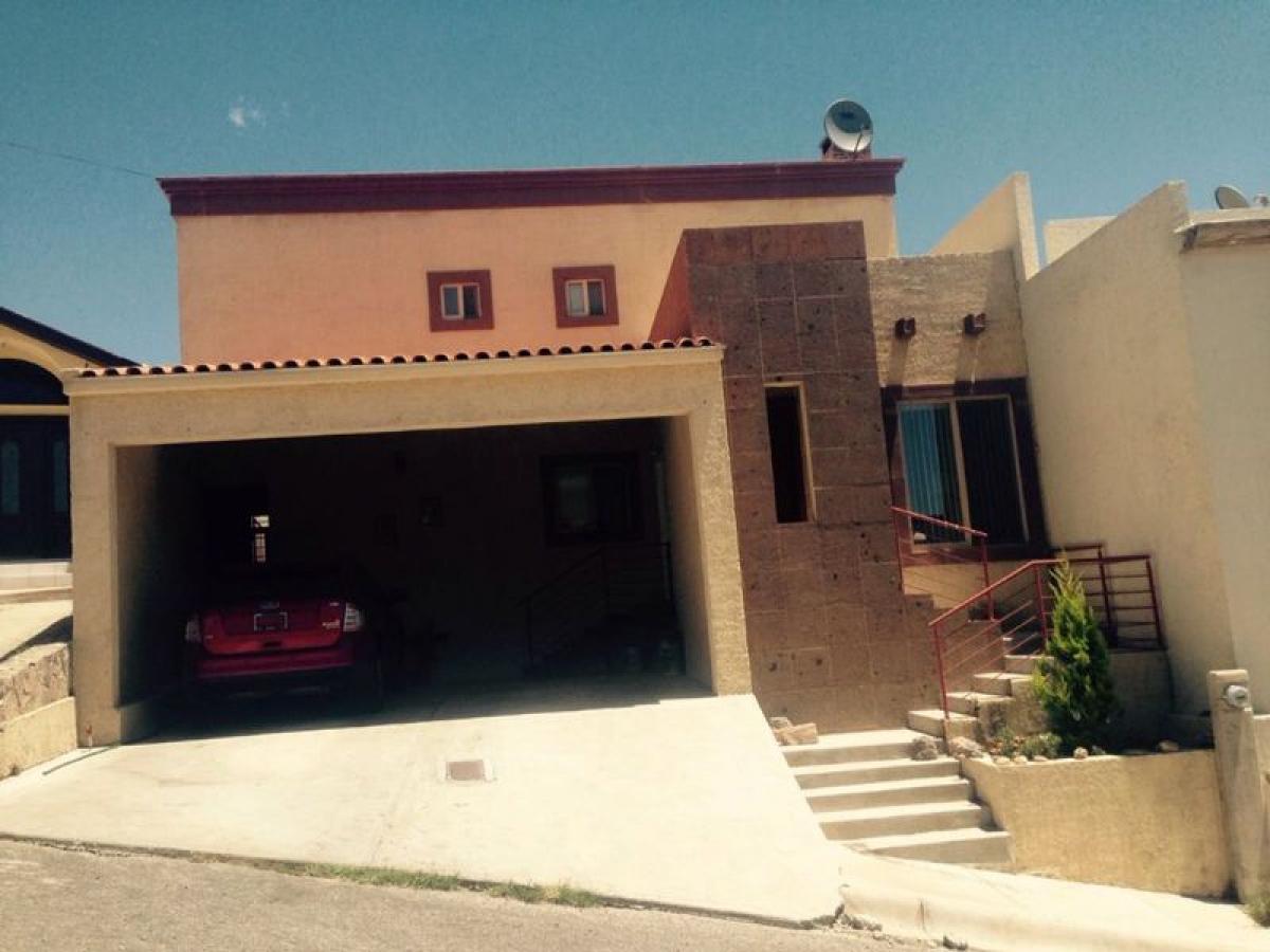 Casa de 4 dormitorios en Chihuahua, Mexico No. 163047
