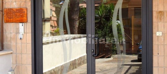 5 rooms Office in Rome, Italy No. 259213 3